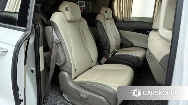 Kia Carnival 4th generation 2023 Белый из Кореи, фото 3