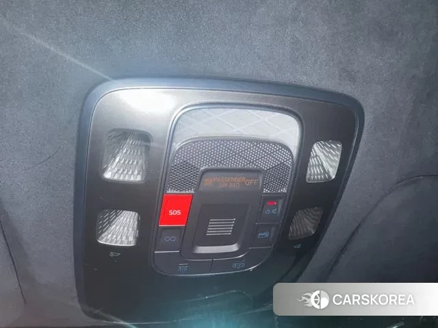 Genesis GV70 2023 Красный из Кореи, фото 3