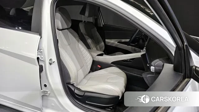 Hyundai Avante (CN7) 2021 Белый из Кореи, фото 3