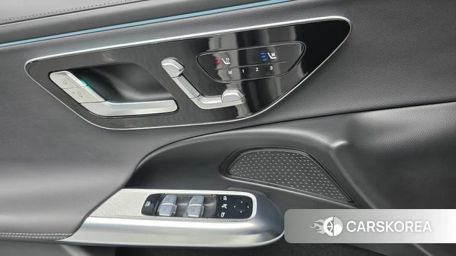 Mercedes-Benz E-Class W214 2025 Белый из Кореи, фото 3