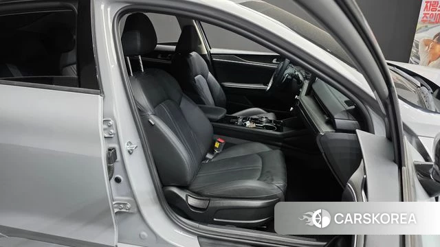 Kia The New K5 3rd generation 2024 Серебристо-серый из Кореи, фото 3