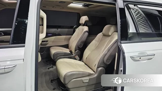 Kia Carnival 4th generation 2023 Белый из Кореи, фото 3
