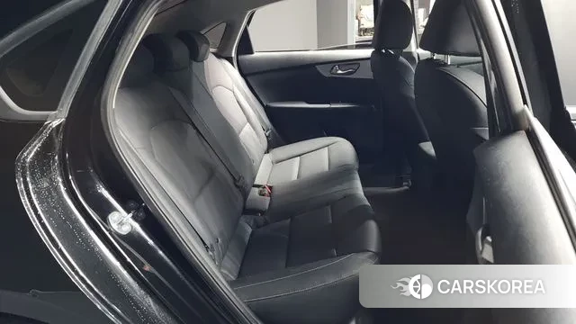 Kia The New K3 2nd generation 2021 Черный из Кореи, фото 3