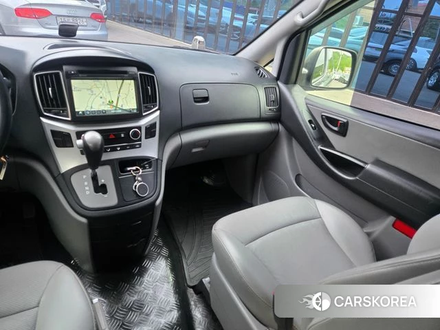 Hyundai The New Grand Starex 2018 Серебряный из Кореи, фото 3