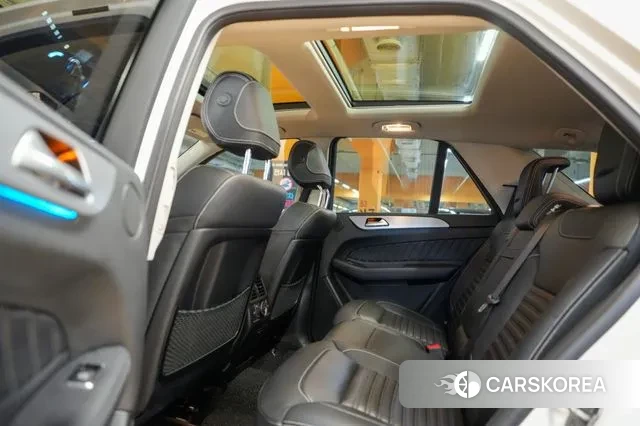 Mercedes-Benz GLE - Class W166 2018 Белый из Кореи, фото 3