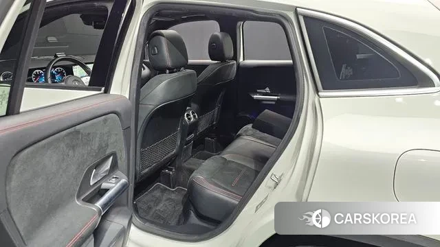 Mercedes-Benz GLA - Class H247 2023 Белый из Кореи, фото 3