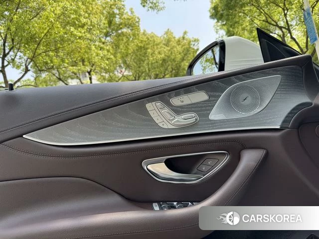 Mercedes-Benz CLS 2021 Белый из Китая, фото 3