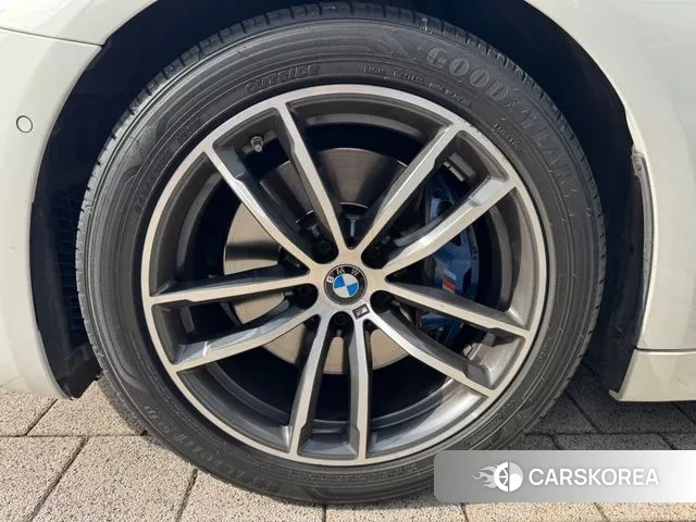 BMW 5 Series (G30) 2021 Белый из Кореи, фото 3