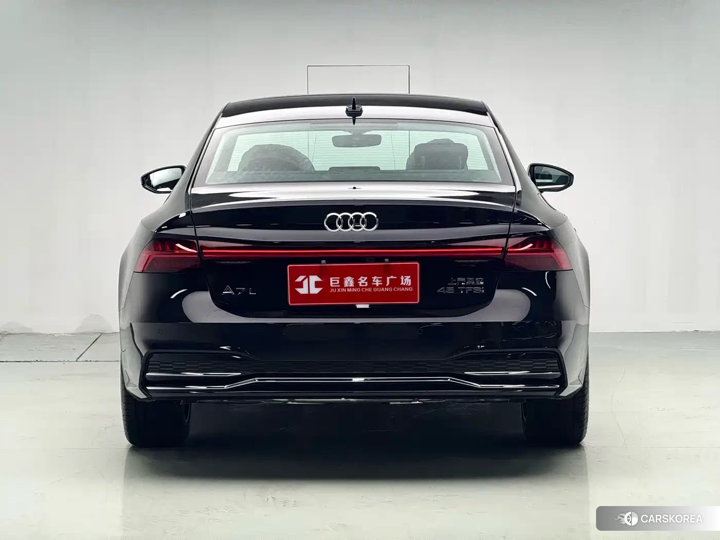 Audi A7L 2026 Черный из Китая, фото 3