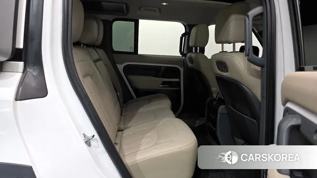 Land Rover Defender (L663) 2021 Белый из Кореи, фото 3