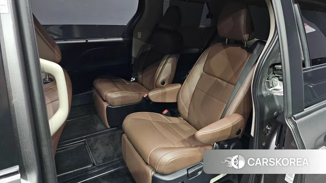 Toyota Sienna 2020 Серый из Кореи, фото 3