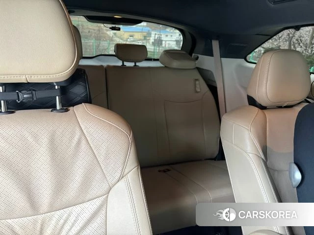 Toyota Sienna 4th Generation 2023 Белый из Кореи, фото 3