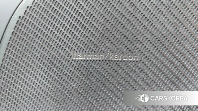 Volvo S60 3rd generation 2022 Белый из Кореи, фото 3