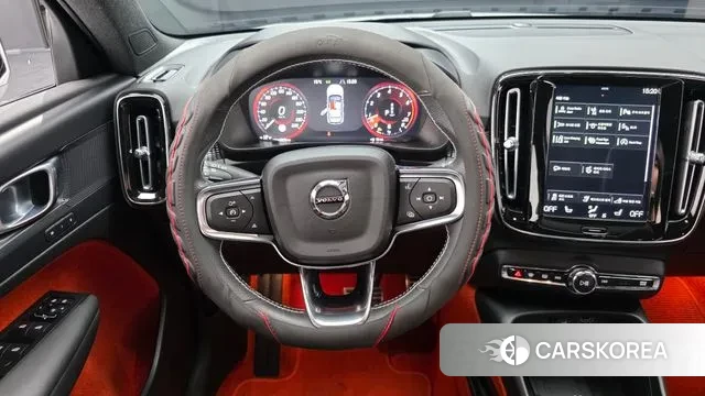 Volvo XC40 2021 Белый из Кореи, фото 3