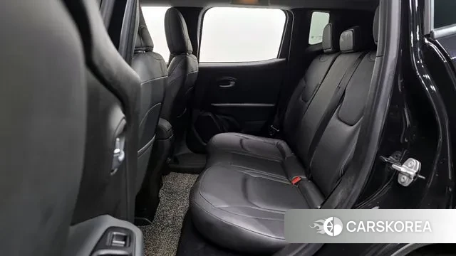 Jeep Renegade 2021 Черный из Кореи, фото 3