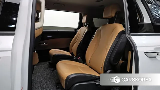 Kia Carnival 4th generation 2022 Белый из Кореи, фото 3