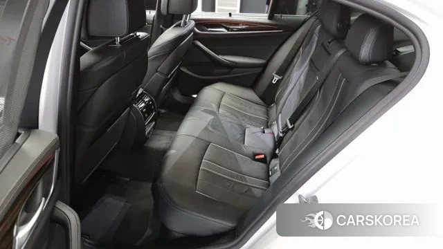 BMW 5 Series (G30) id 3003151 из Кореи 3