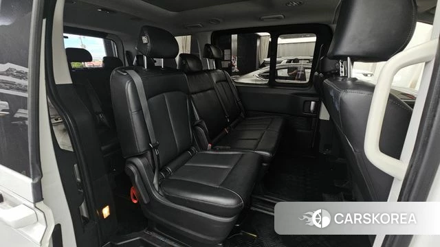 Hyundai Staria 2021 Белый из Кореи, фото 3