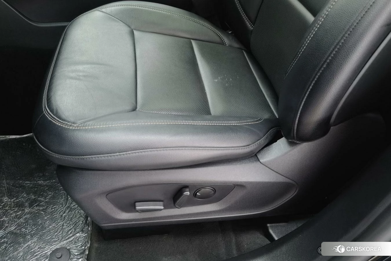 Ford Explorer 2020 Черный из Китая, фото 3