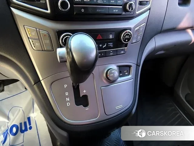 Hyundai The New Grand Starex 2018 Серебряный из Кореи, фото 3