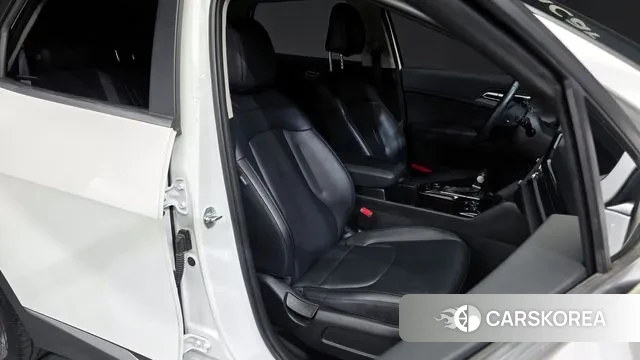 Kia Sportage 5th Generation 2021 Белый из Кореи, фото 3