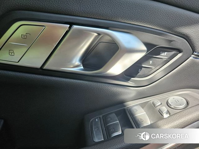 BMW 3 Series (G20) 2021 Белый из Кореи, фото 3