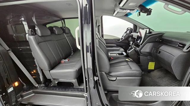 Hyundai Staria 2025 Черный из Кореи, фото 3