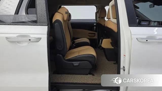 Kia Carnival 4th generation 2022 Белый из Кореи, фото 3