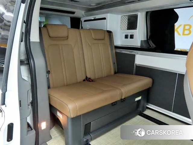 Hyundai Staria 2024 Белый из Кореи, фото 3