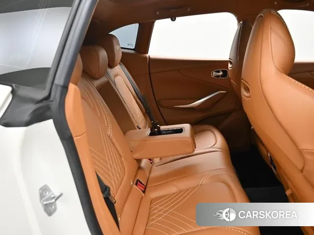 Aston Martin DBX 2021 Белый из Кореи, фото 3