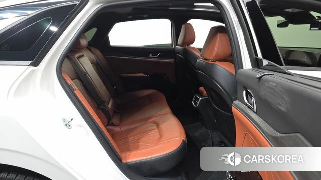 Kia The New K5 Hybrid 3rd generation 2024 Белый из Кореи, фото 3