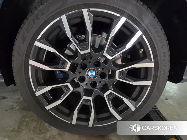 BMW X6 (G06) 2025 Черный из Кореи, фото 3