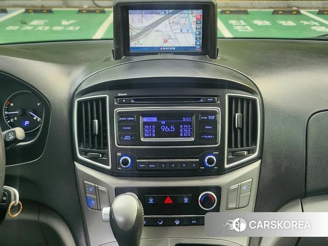 Hyundai The New Grand Starex 2020 Серебристо-серый из Кореи, фото 3