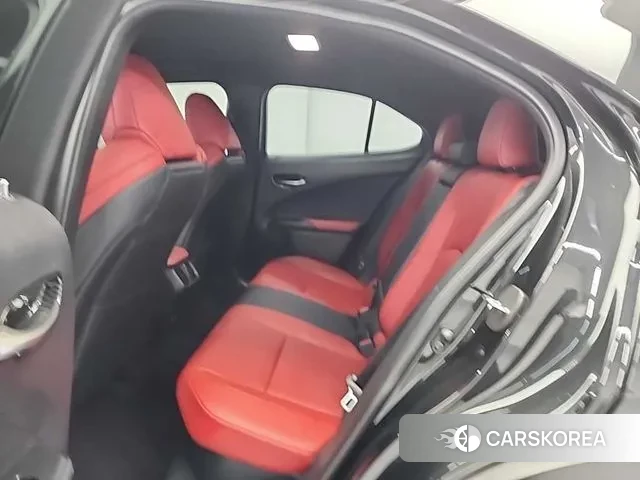 Lexus UX250h 2020 Черный из Кореи, фото 3