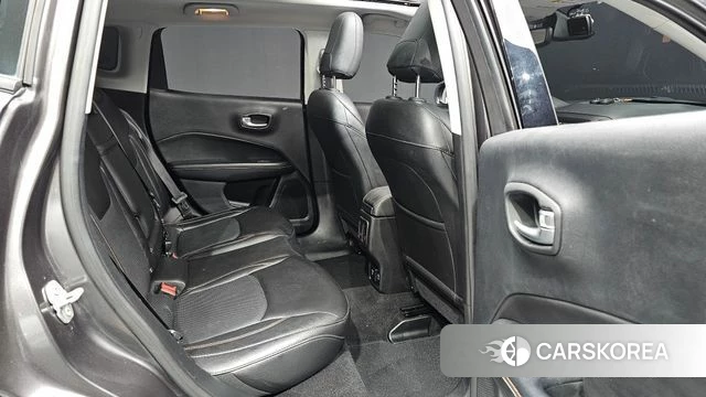 Jeep Compass 2nd Generation 2018 Серый из Кореи, фото 3