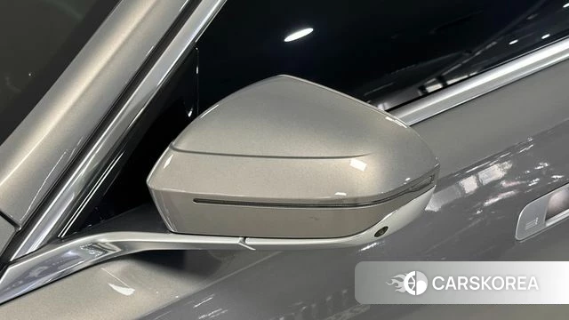 BMW 7 Series (G70) 2023 Песочный из Кореи, фото 3