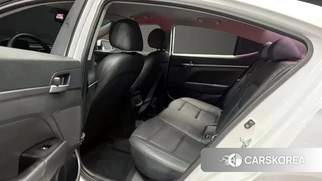 Hyundai Avante AD 2018 Белый из Кореи, фото 3