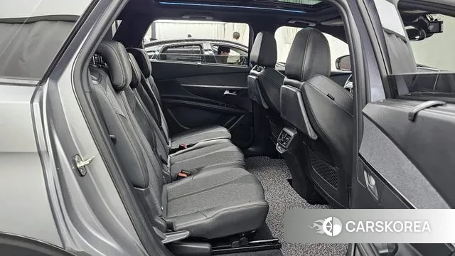 Peugeot 5008 second generation 2019 Серебряный из Кореи, фото 3