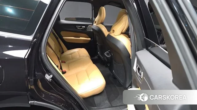 Volvo XC60 second Generation 2020 Черный из Кореи, фото 3