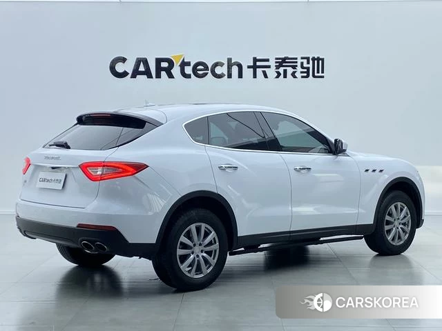 Maserati Levante 2018 Синий из Китая, фото 3