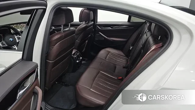 BMW 5 Series (G30) 2021 Белый из Кореи, фото 3