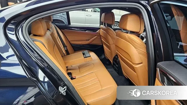 BMW 5 Series (G30) 2021 Черный из Кореи, фото 3