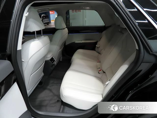 Hyundai Grandeur Hybrid (GN7) 2023 Черный из Кореи, фото 3