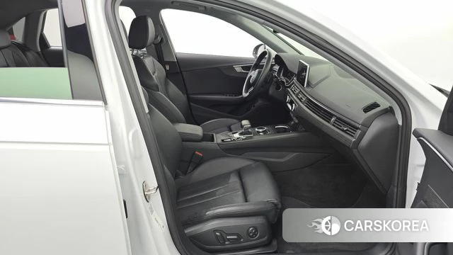 Audi A4 (B9) 2018 Белый из Кореи, фото 3