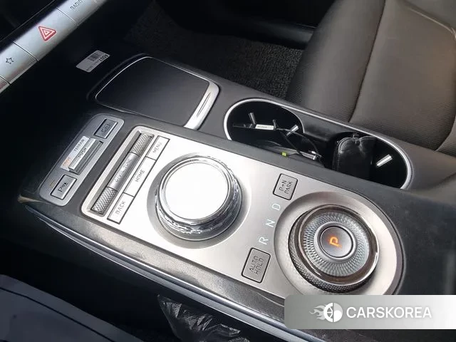 Genesis GV70 2021 Белый из Кореи, фото 3