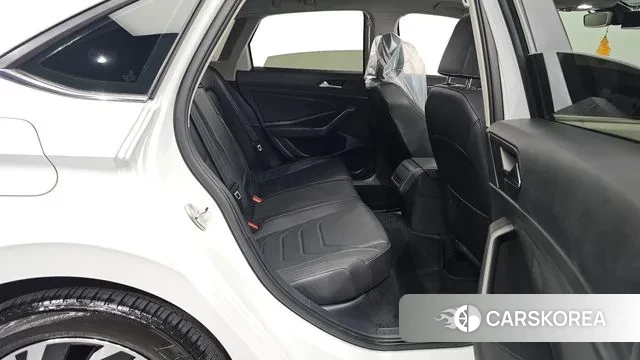 Volkswagen 7th Generation of Jetta 2020 Белый из Кореи, фото 3