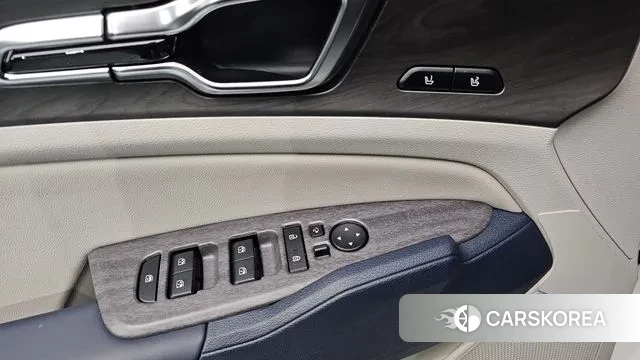 Kia Sportage 5th Generation Hybrid 2023 Белый из Кореи, фото 3