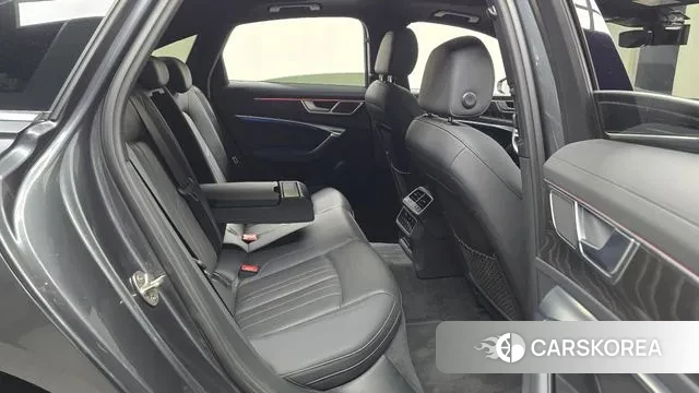 Audi A6 (C8) 2021 Серый из Кореи, фото 3