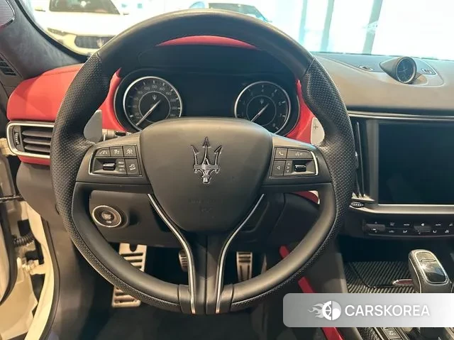 Maserati Levante 2023 Белый из Кореи, фото 3