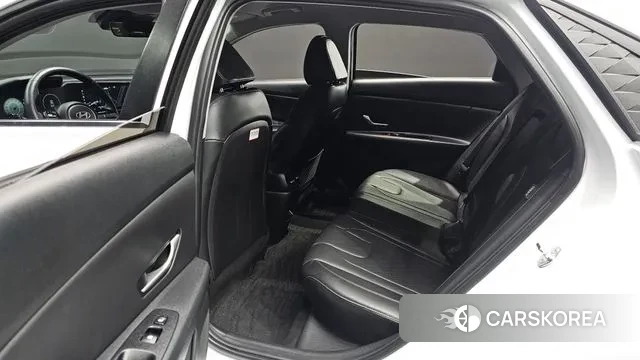 Hyundai The New Avante (CN7) 2024 Белый из Кореи, фото 3